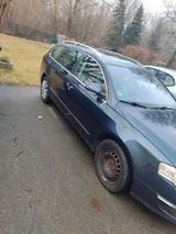 Volkswagen VW Passat Kombi - Volkswagen Passat aus 2010: Kombi