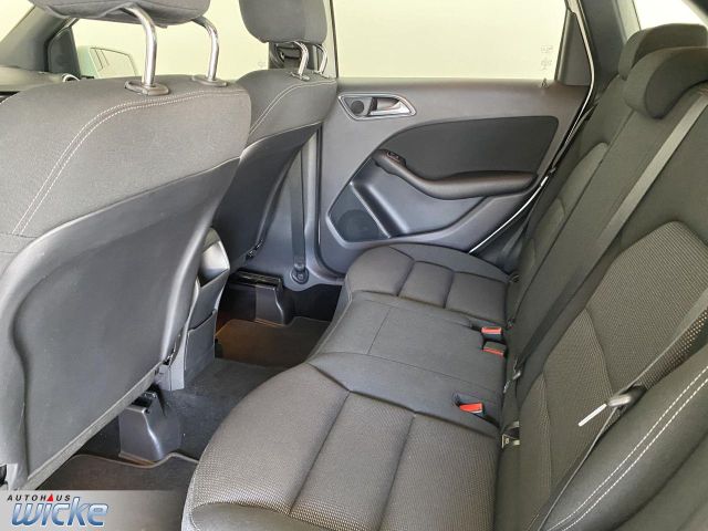 B -Klasse 1.6 B 180 NAVI KLIMA LM FELGEN PANO