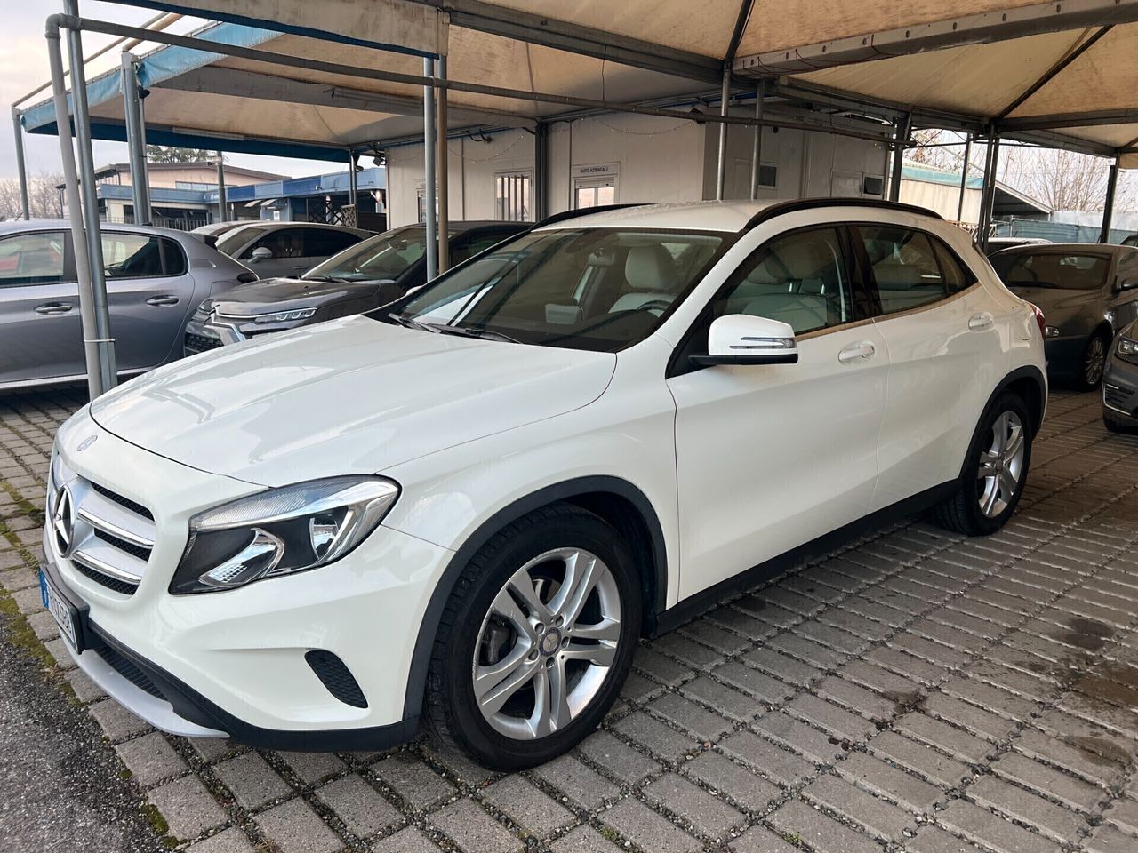 MERCEDES-BENZ Mercedes-benz GLA 200 GLA 200 d Automatic 4Matic