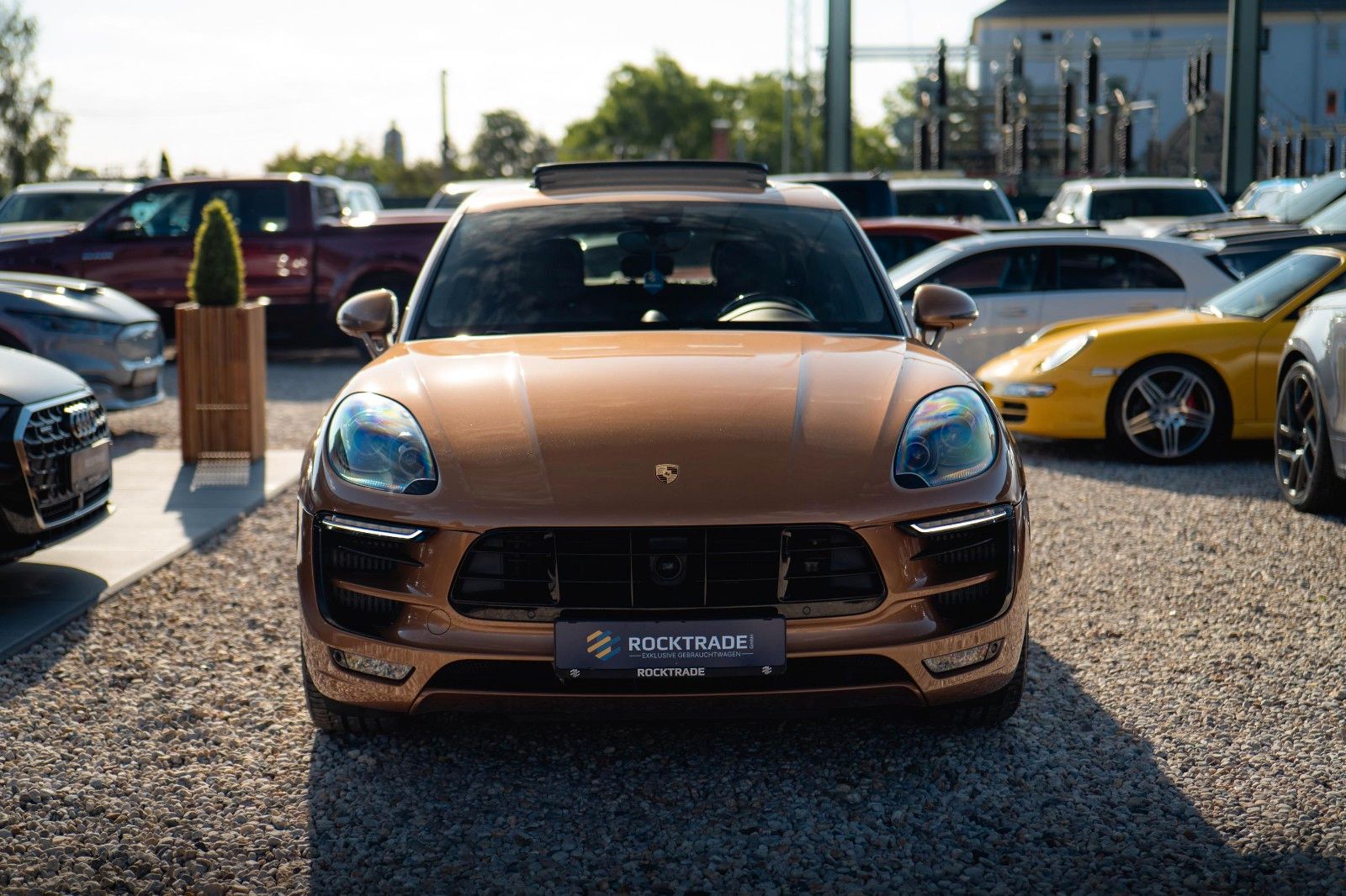 Fahrzeugabbildung Porsche Macan Turbo FENRIR | AURUM | CHRONO+ | LUFT | 21