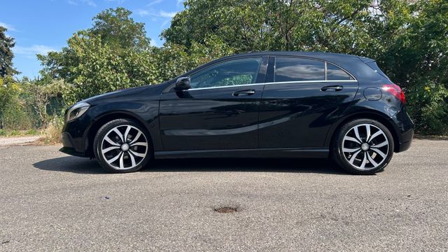 MERCEDES-BENZ A 200 - Standheizung, Harman Kardon