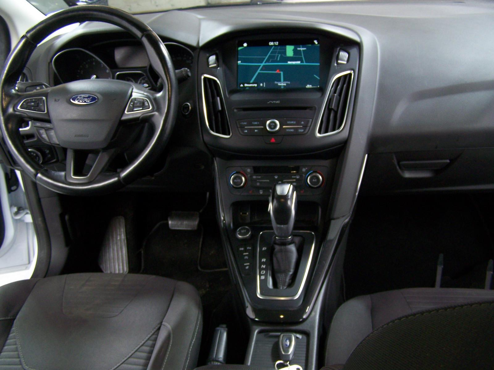 Ford Focus Turnier 1.0 EcoBoost Titanium AUTOM 1.H