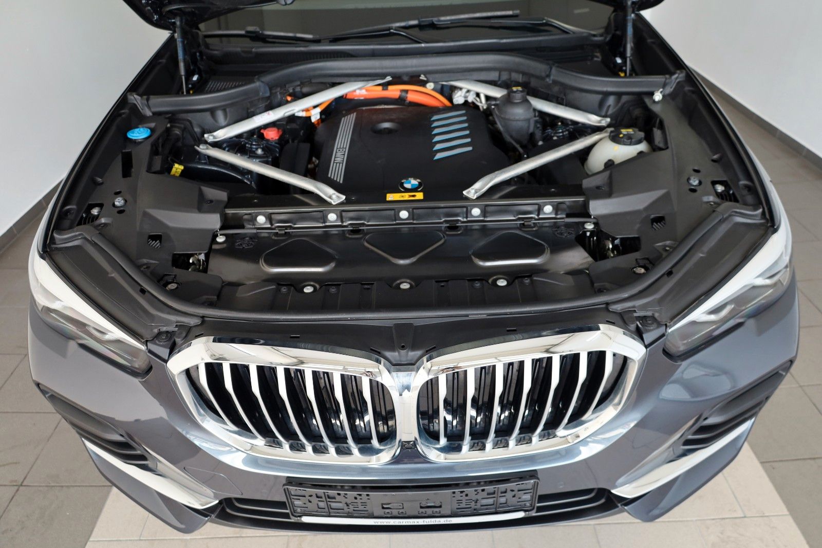Fahrzeugabbildung BMW X5 xDrive 45e Leder,Navi,LED,HeadUp,360° Kamera