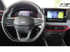 Fahrzeugabbildung Seat Arona Sport 1.0TSI,Klimaautomatic,PDC,Nur 11006K