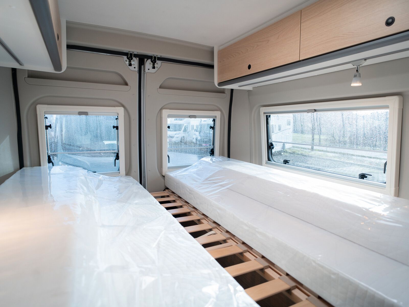 Fahrzeugabbildung Sunlight Cliff 640 Wohnwelt Performance Grey