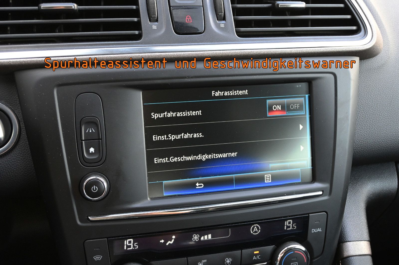 Fahrzeugabbildung Renault Kadjar ENERGY 1,2 TCe 130 XMOD °AHK°NAVI°KEYLESS