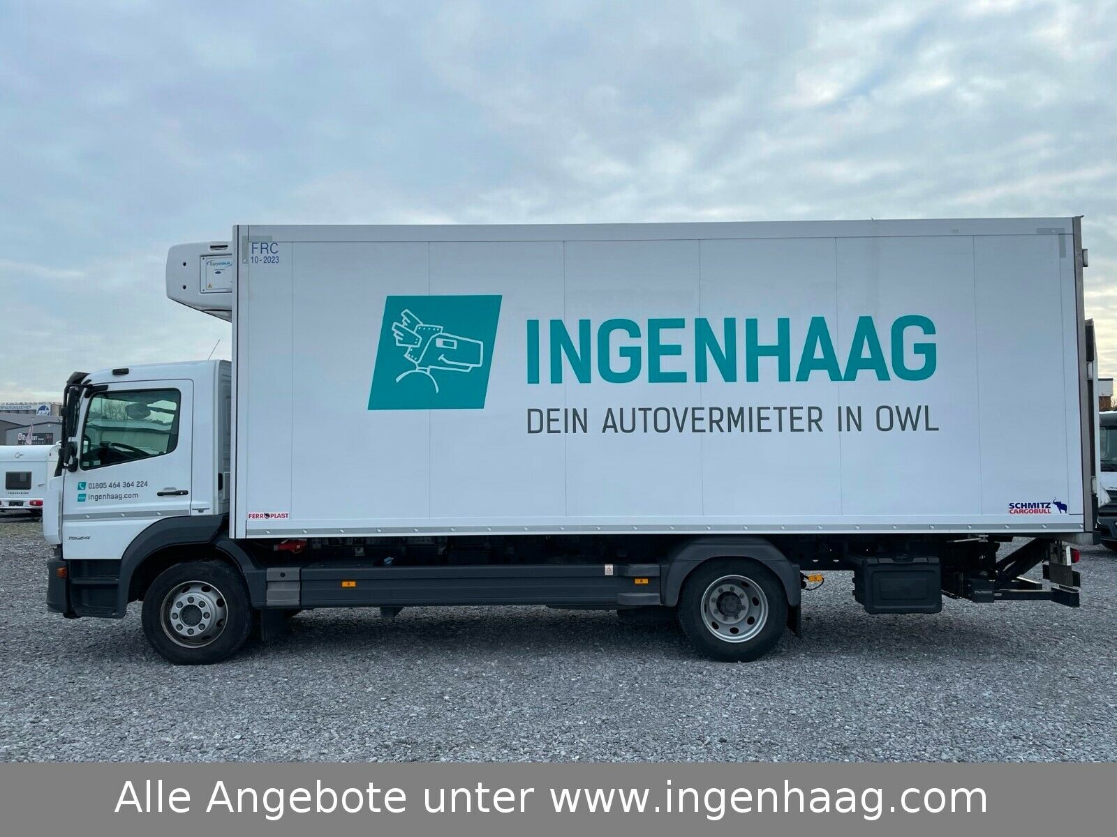 Fahrzeugabbildung Mercedes-Benz Atego 1524 L TK Carrier Schmitz Aufbau LBW/Aut.