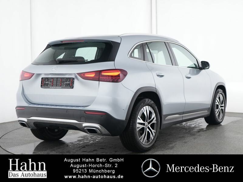Fahrzeugabbildung Mercedes-Benz GLA 200 PROGRESSIVE/LED/AHK/KAMERA/WINTER/..