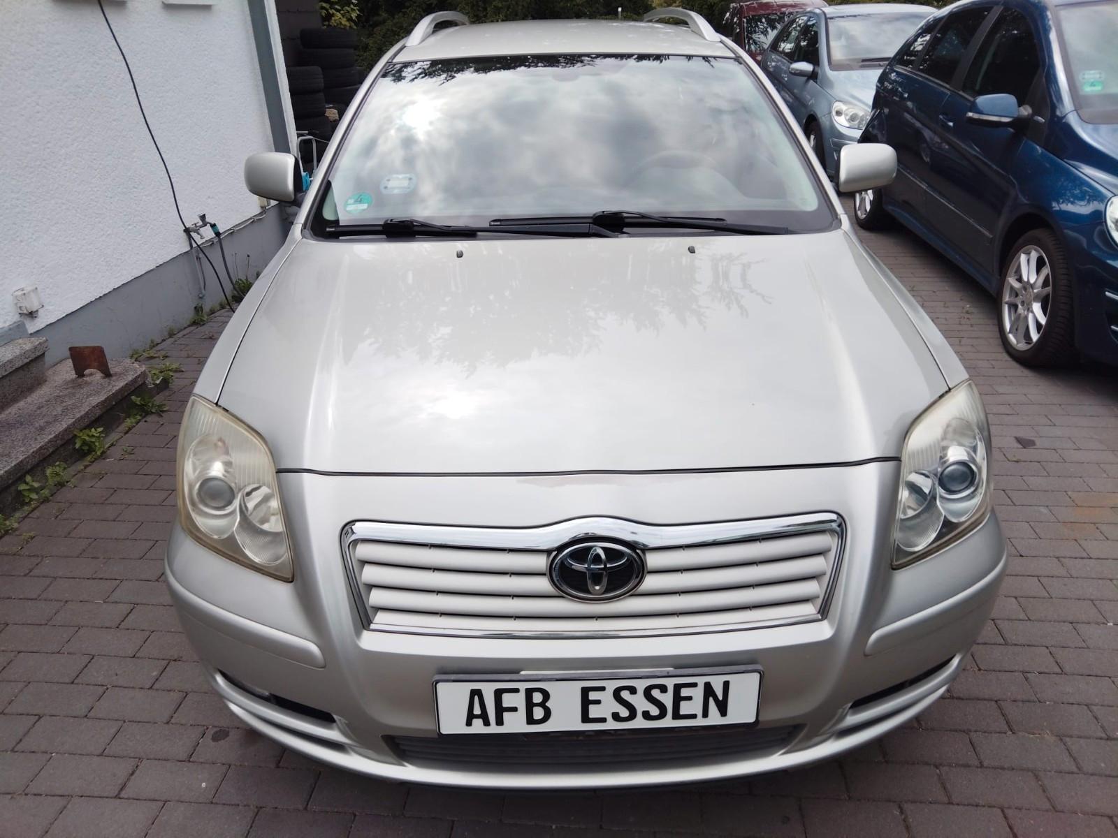 Toyota Avensis 2004 — photo 10