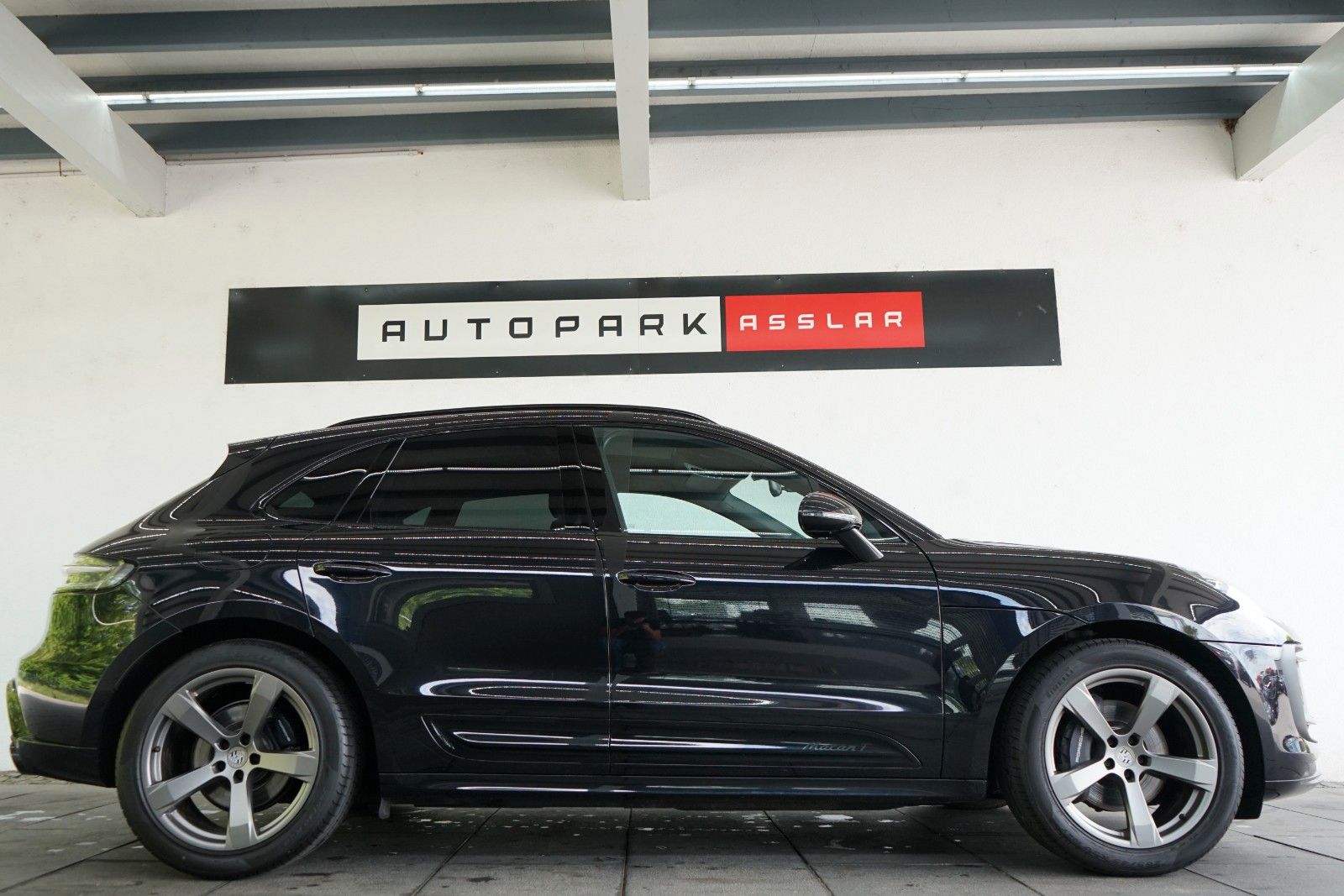 PORSCHE Macan T/Luft/Pano/Bose/AHK/ACC/Kamera/20z
