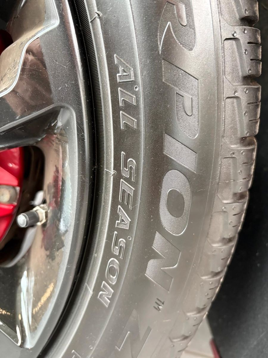 Fahrzeugabbildung Land Rover Range Rover Sport P400e HSE Dynamic, 21 zoll