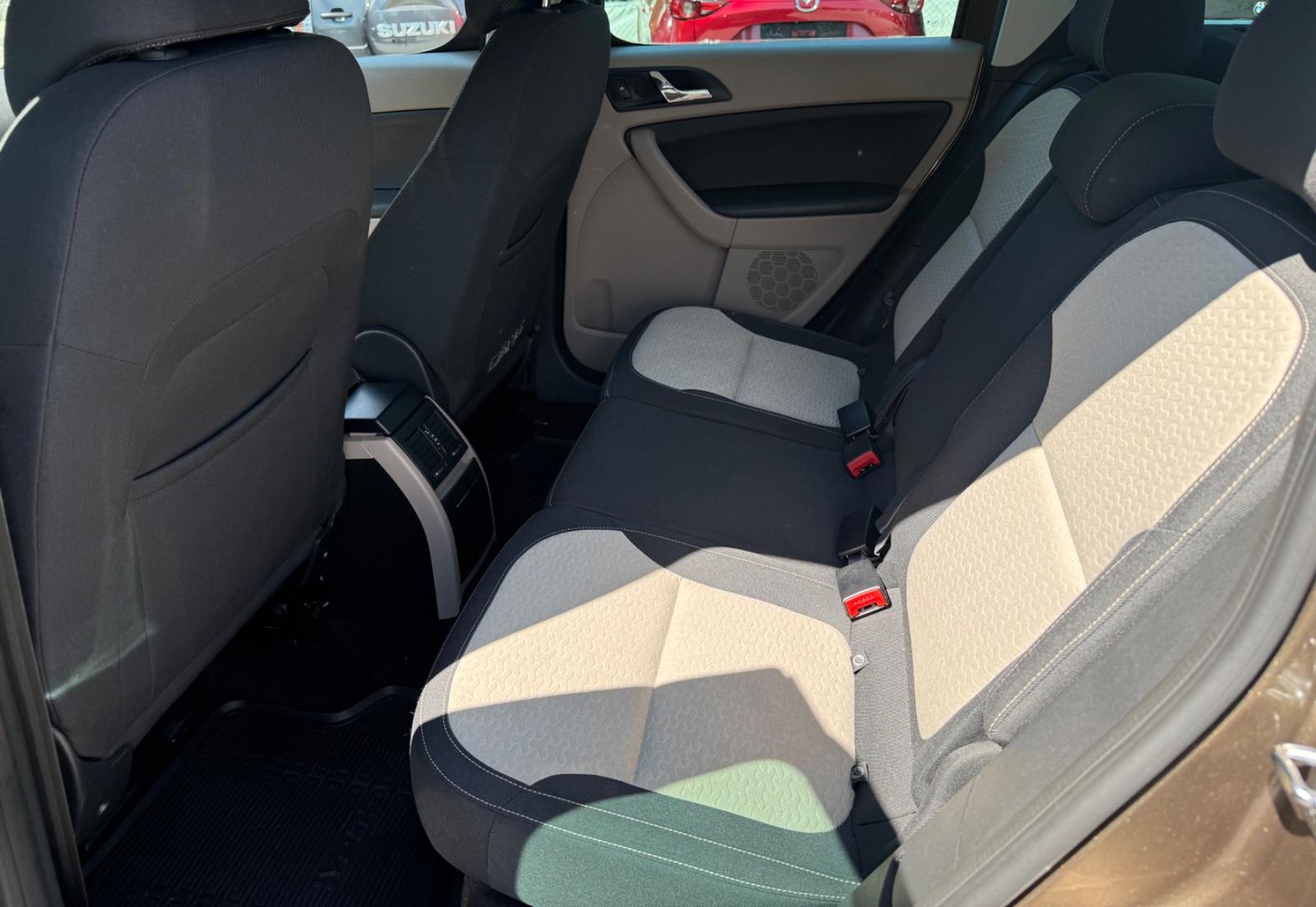 Skoda Yeti 1.8 TSI 152 ch 4x4 DSG Elegance • 78 600 km • Xénon • Sièges chauffants • Crit'Air 1