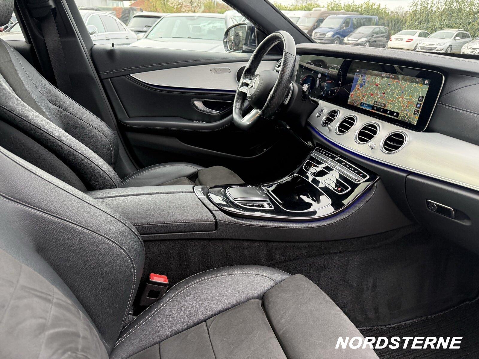 Mercedes-Benz E 220 d T AMG-LINE+DISTRONIC+MULTIBEAM+SHD+WIDE