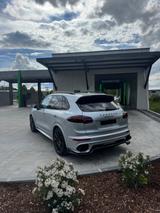 Porsche Cayenne GTS Pano 360 LED AHK Carplay Memory ACC - Porsche: Gt3