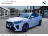 BMW iX2 xDrive30 M Sport LiveCockpitPro/Sitzhg./Park - BMW iX2 Jahreswagen