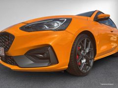 FORD Focus ST 2.3 EcoBoost LED Styling Pano ACC B&O FORD Focus ST 2.3 EcoBoost LED Styling Pano ACC B&O