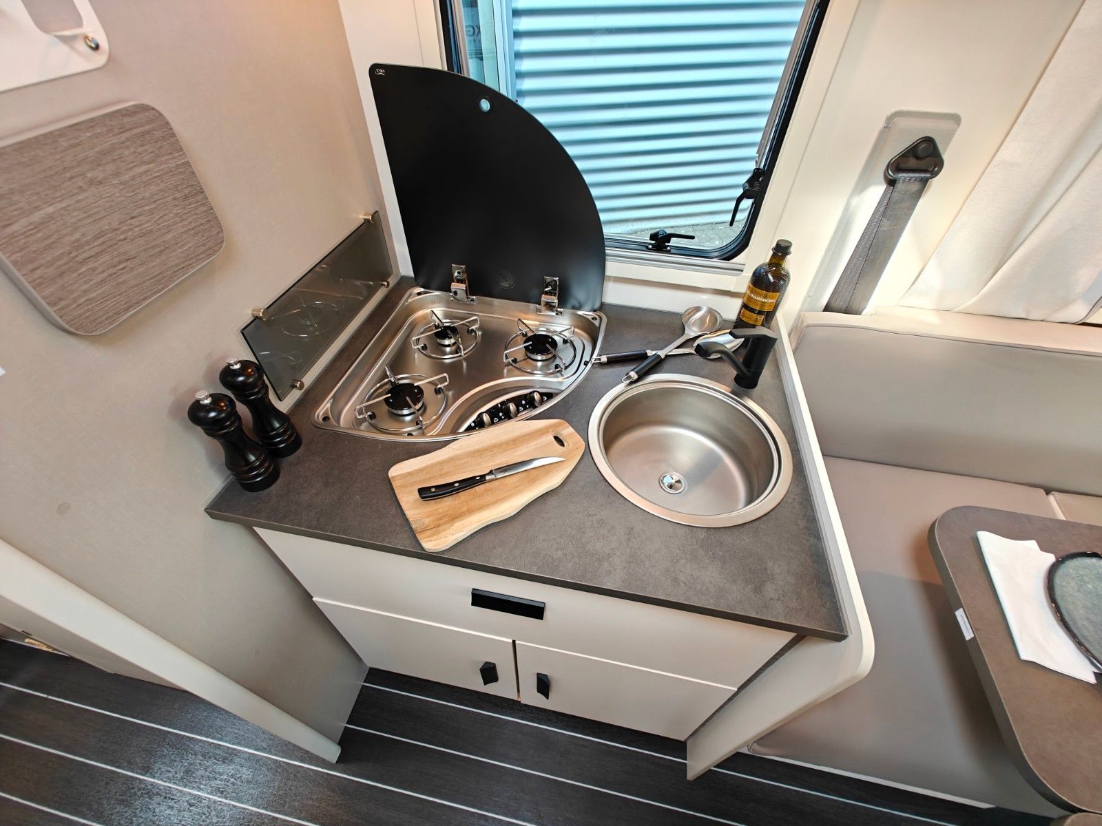 Fahrzeugabbildung XGO Dynamic 66P Hubbett 2025 LAGERWAGEN SPRING SALE