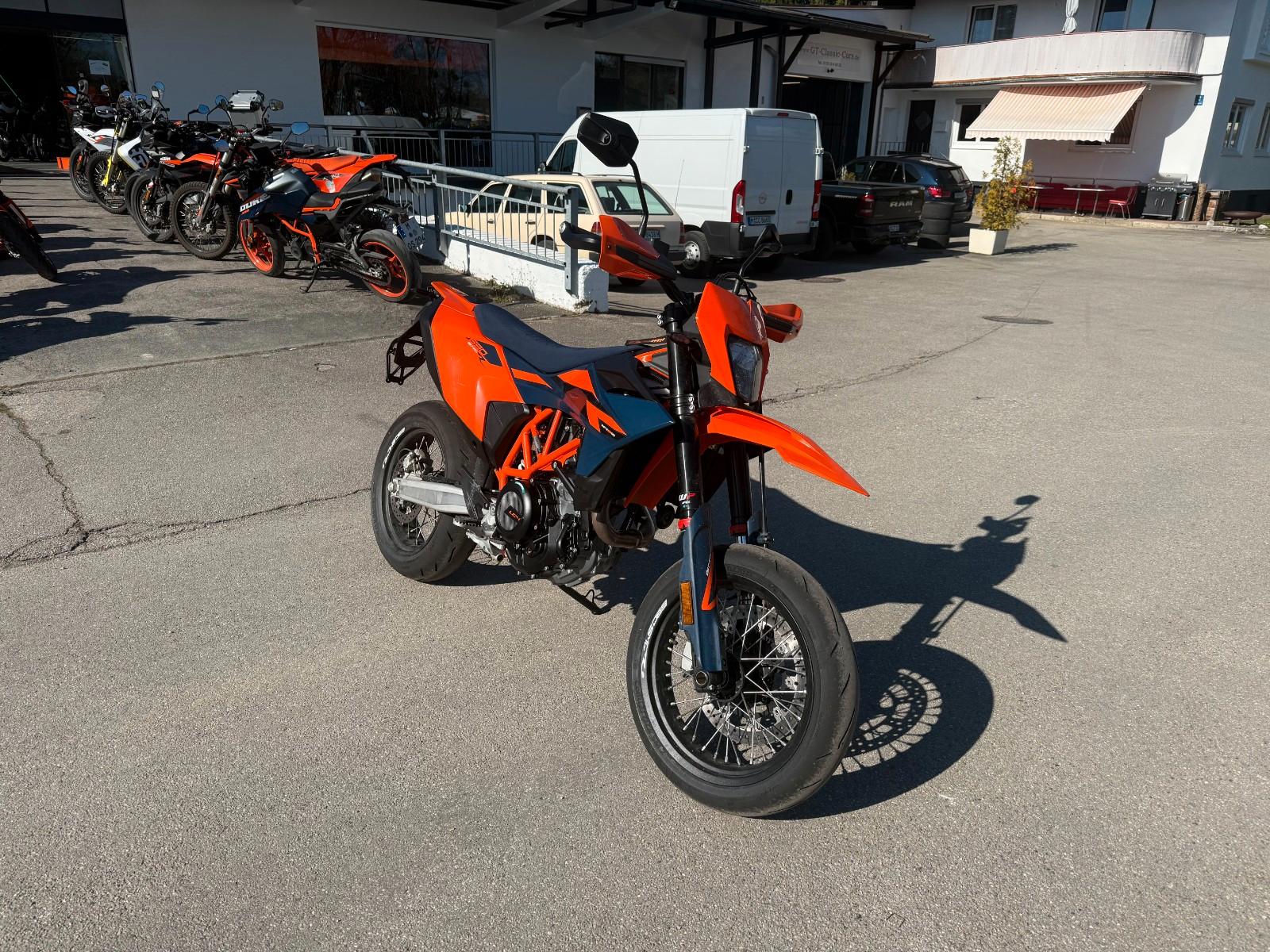 KTM 690 SMC R Modell 2026 techpack