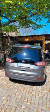 Ford Galaxy 2,0 EcoBlue 140kW Titanium Matrix LED ACC - Ford Galaxy von privat