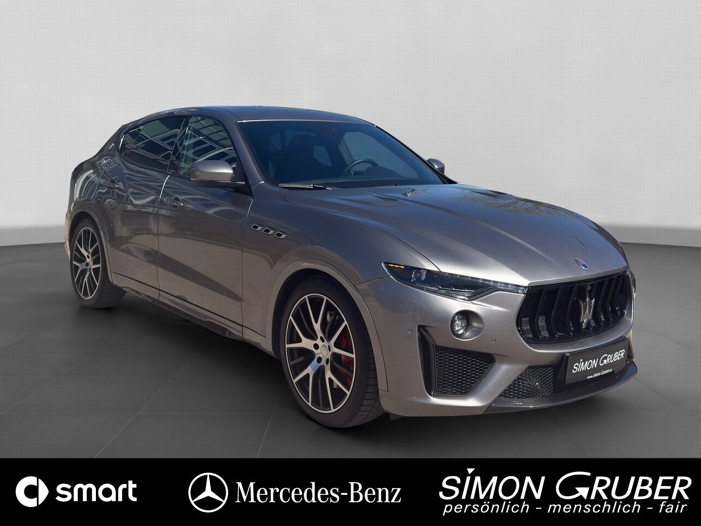 Fahrzeugabbildung Maserati Levante Trofeo 360 Sitzbelüftung Leder HarmanKar