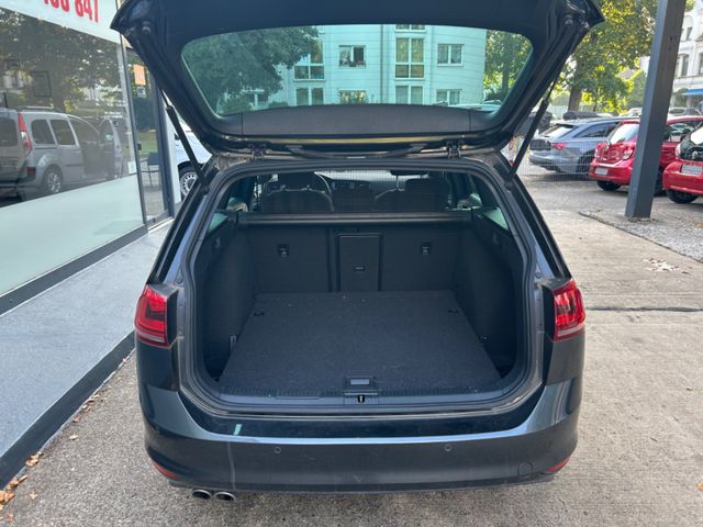 Fahrzeugabbildung Volkswagen Golf 2.0 TDI Variant GTD DSG+Navi+Standheizung+