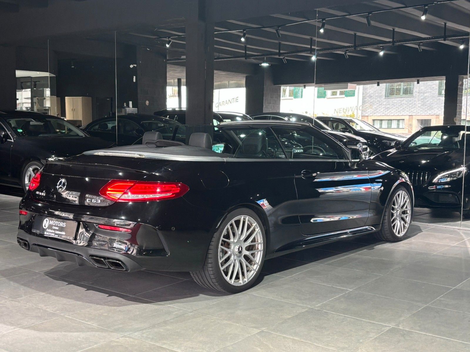 Fahrzeugabbildung Mercedes-Benz C 63 AMG Cabrio*Burmester*Ambiente*HUD*S-Auspuff