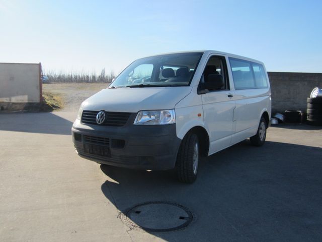 Volkswagen T5  9-Sitzer