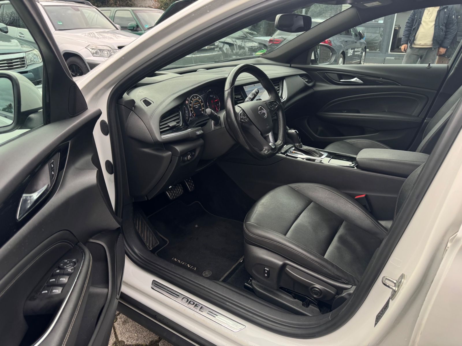 Fahrzeugabbildung Opel Insignia CT*VOLLAUSSTATTUNG*Leder*Keyless*HeadUp