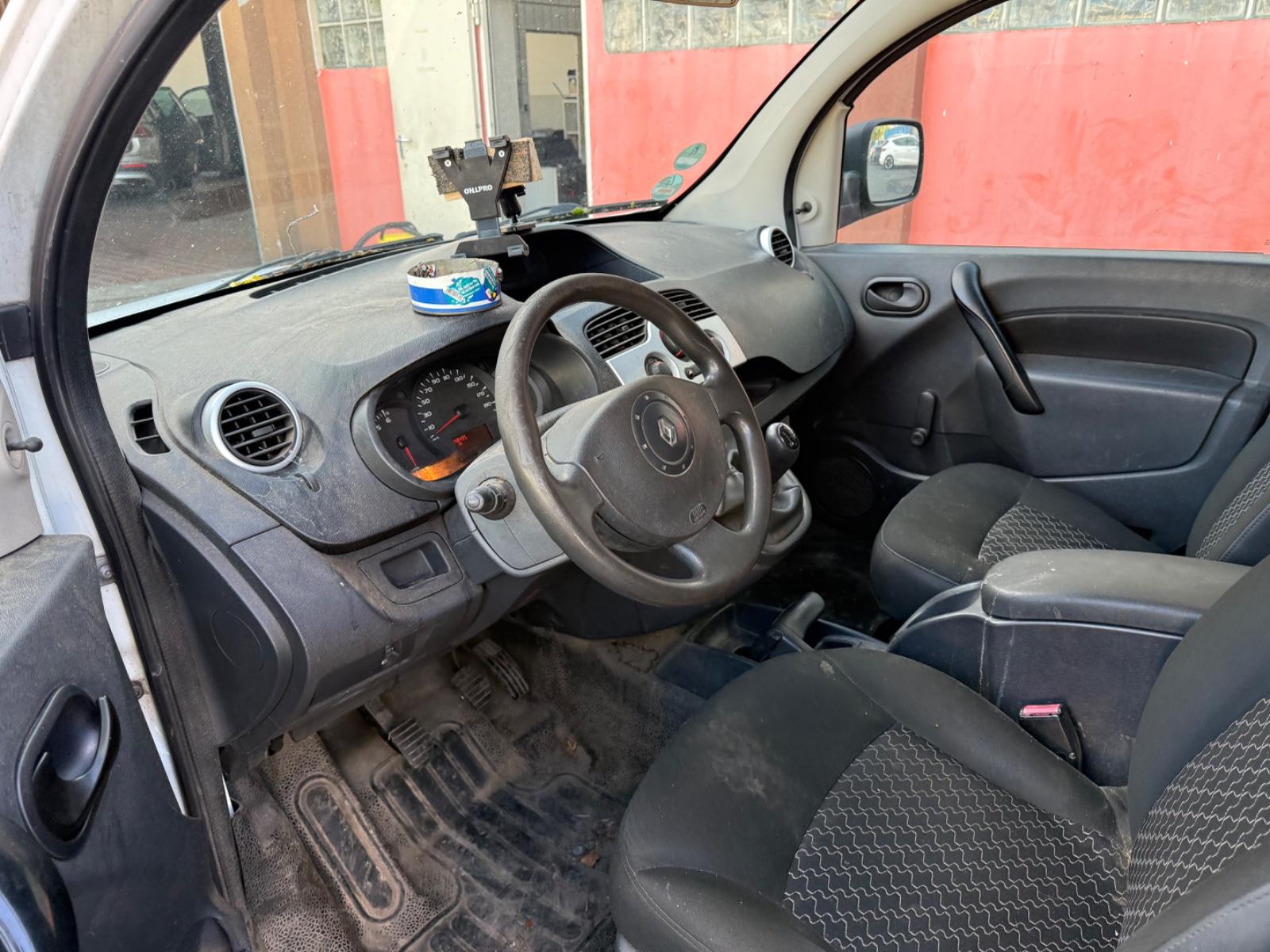 Renault Kangoo 2012 — photo 8