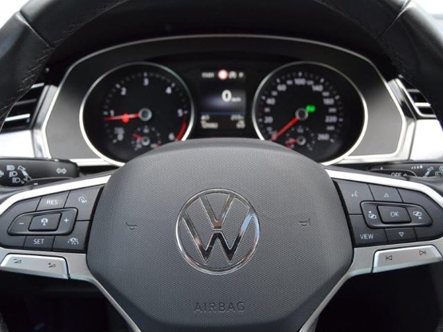 Passat Variant 2.0 TDI DSG AHK/PANORAMA/MATRIX-L