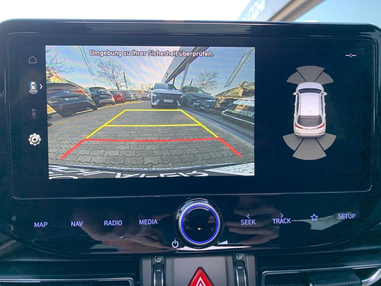 Fahrzeugabbildung Hyundai i30 1.5 T-GDI 7-DCT Advantage Plus Mild-Hybrid