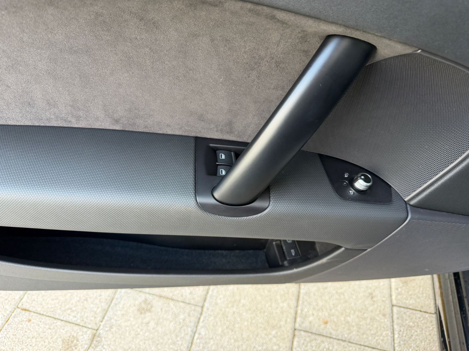 Audi TT 1.8 TFSI Roadster S-Line foto 23