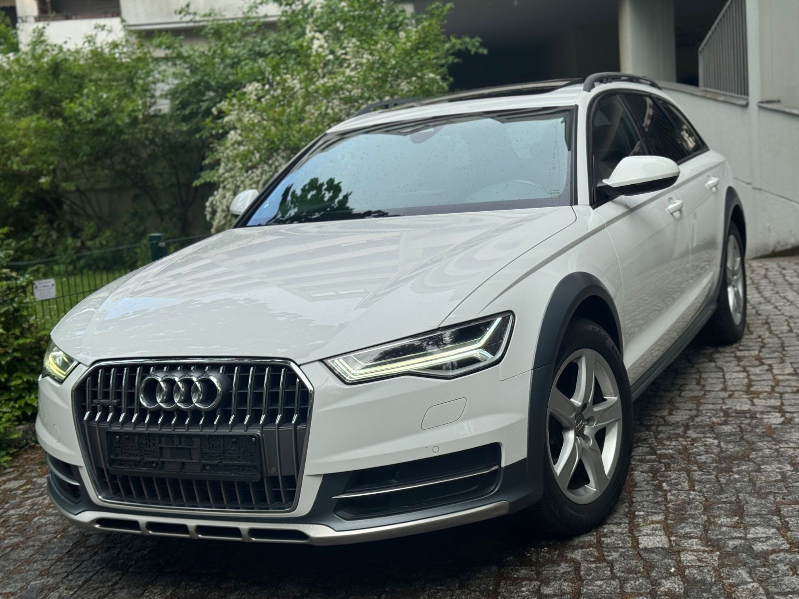 AUDI A6 Allroad quattro 3.0 TDI/PANO/MATRIX/AHK/LUFTF