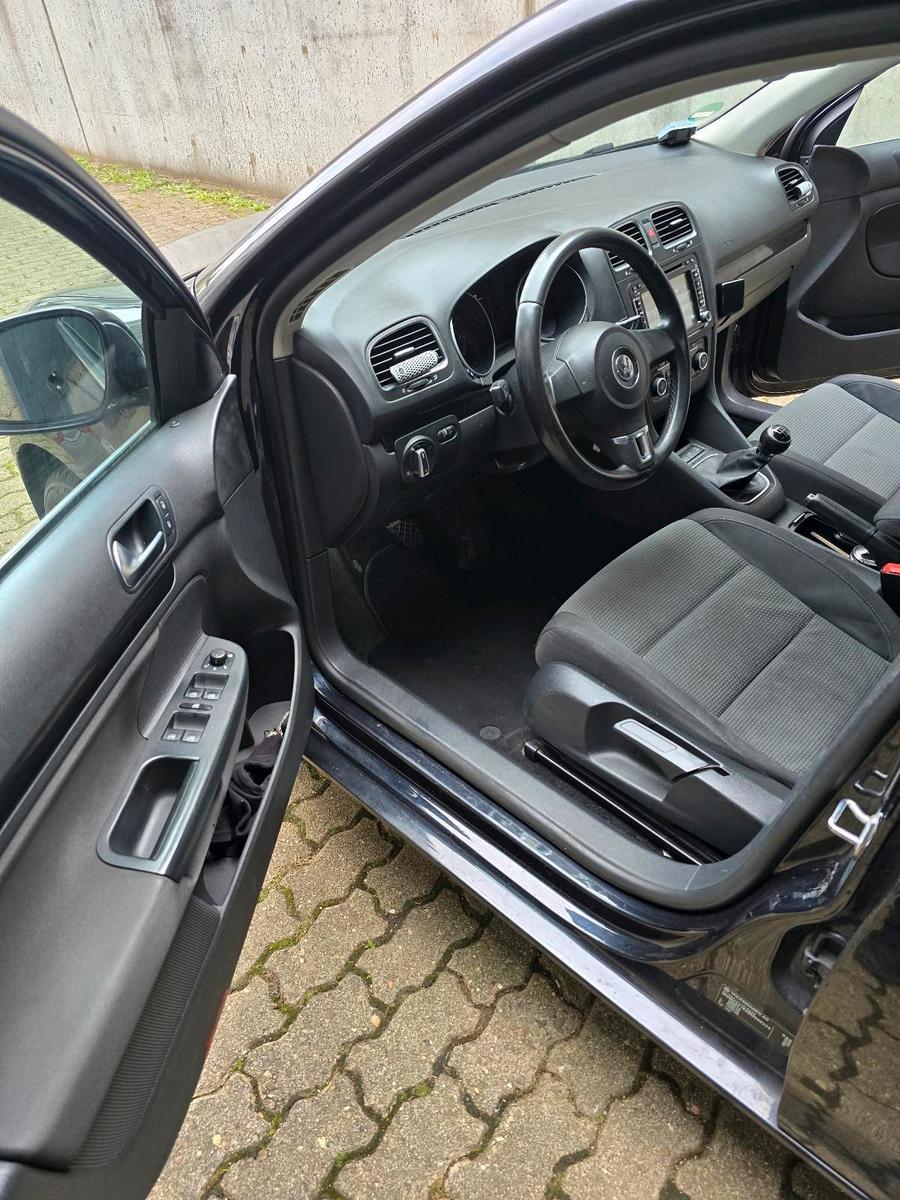Volkswagen Golf 2012 — photo 8