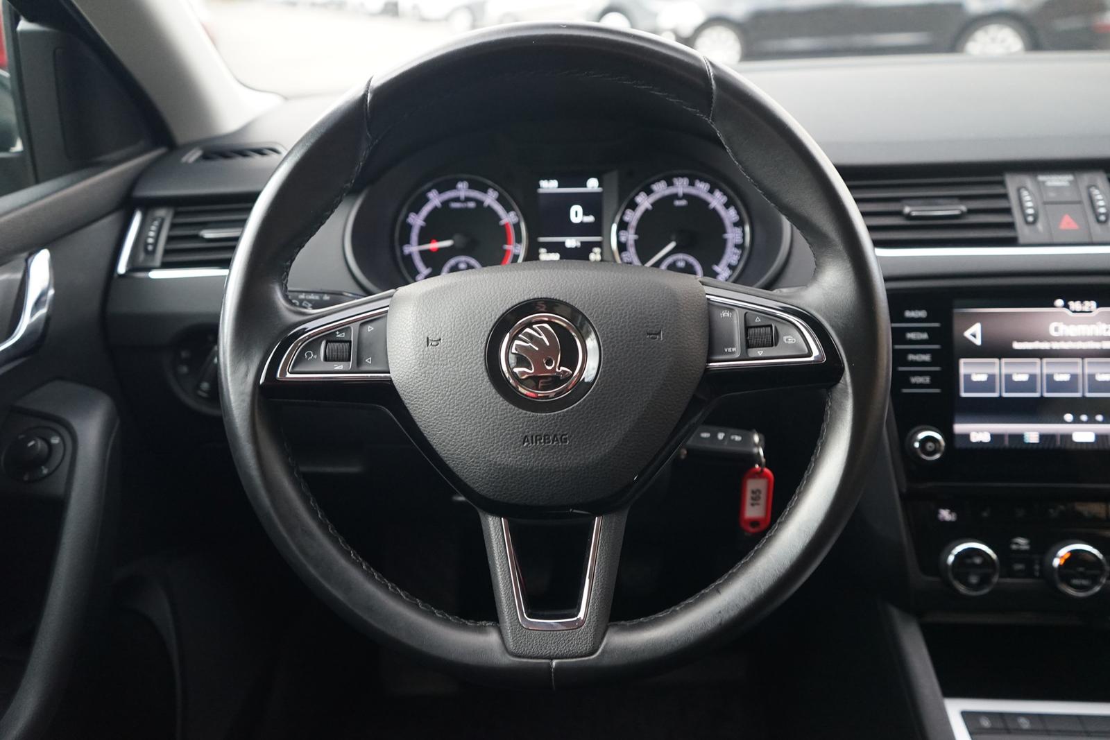 Skoda Octavia Combi 1.0 TSI Tour LED SmartLink Sitzhei, миниатюра 16