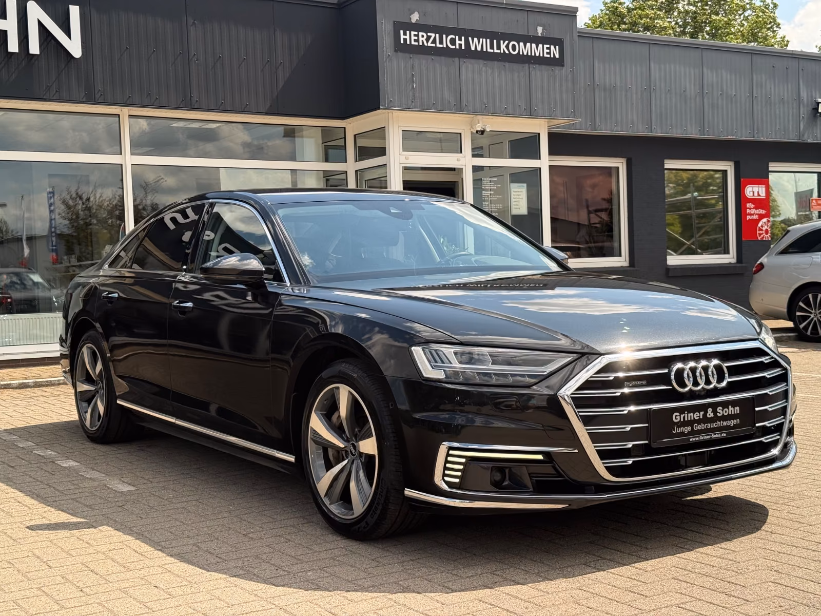 Audi A8 60 TFSIe Quattro,ACC,T-Winkel,Matrix,360-Kam, миниатюра 4