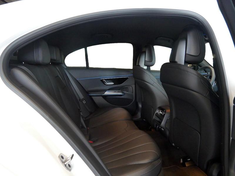Mercedes-Benz E 220 d Limousine AMG NIGHT MEMO 360 DISTR SPUR
