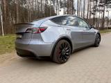 Tesla Model Y Long Dual Motor AWD Performace - Tesla Gebrauchtwagen von 2025