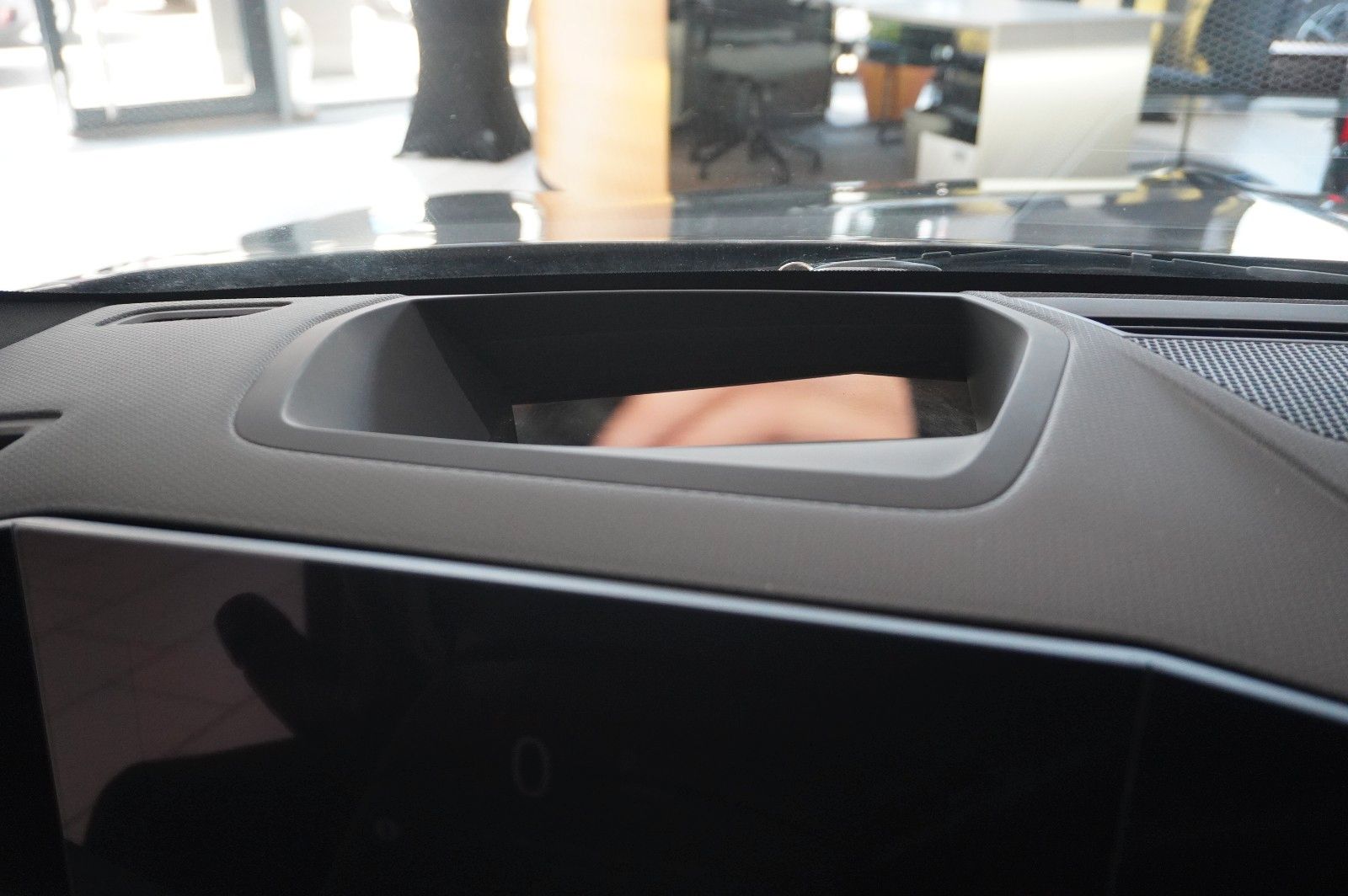 Fahrzeugabbildung Opel Astra L Lim. 1.6 HYBRID ULTIMATE NAVI/360°/PANO.