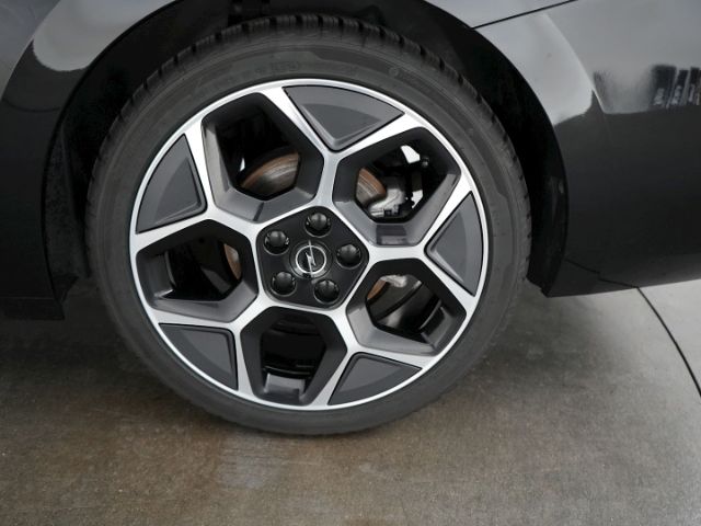 Astra L ST ULTIMATE AT+AHK+LED MATRIX+NAVI+360 G