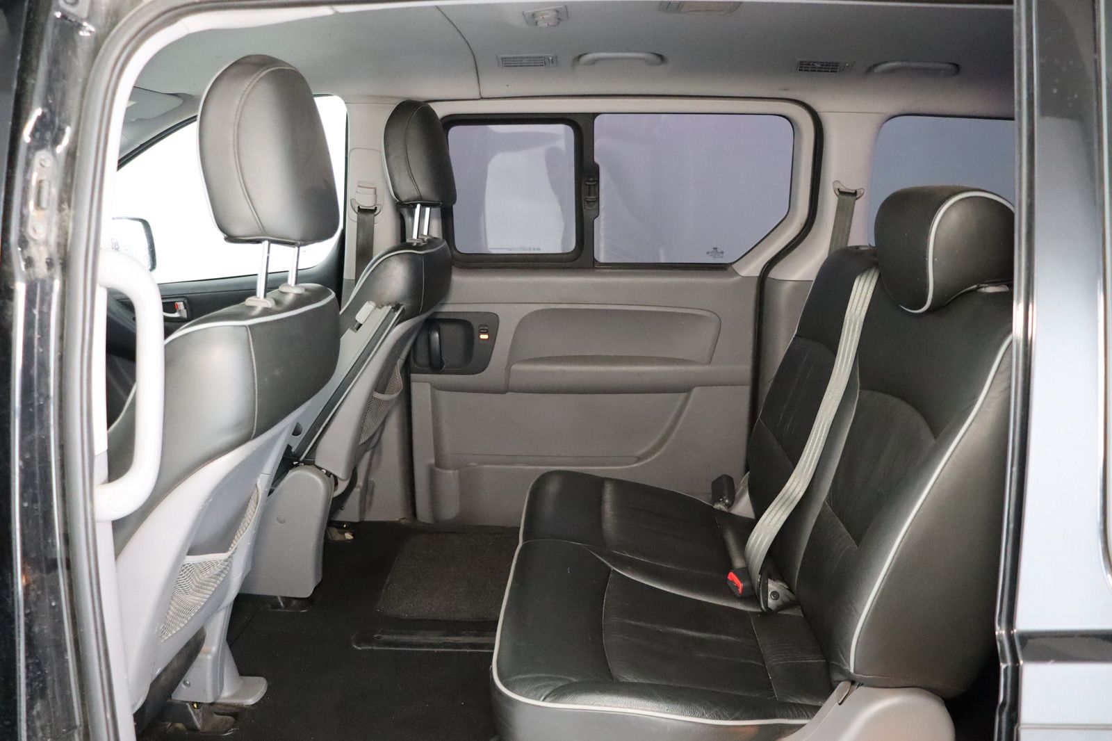 Fahrzeugabbildung Hyundai H-1 2.5CRDi Travel Comfort * AHK * Sitzheizung