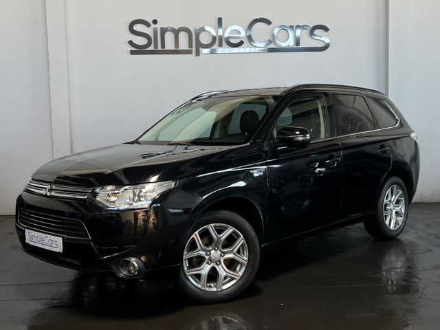 Mitsubishi Outlander 4WD *LEDER*KAMERA*