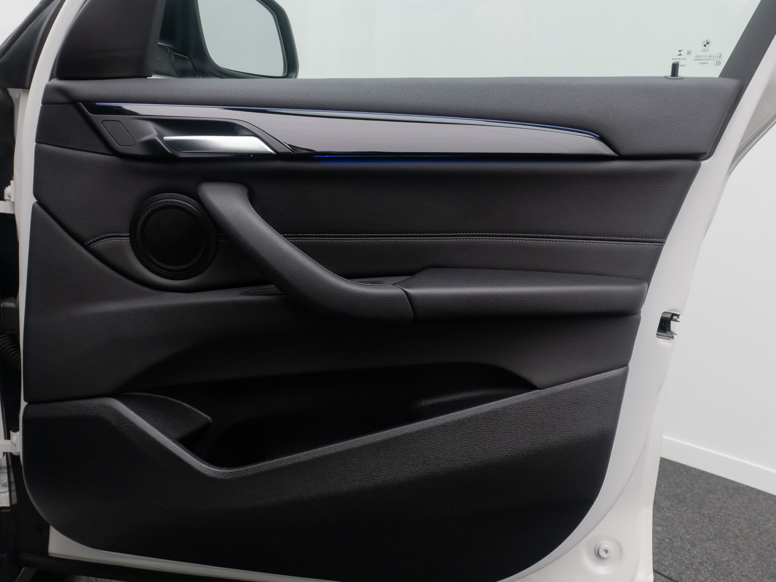 Fahrzeugabbildung BMW X1 sD18i Sport Line DAB Kamera DriveAssis 18Zoll