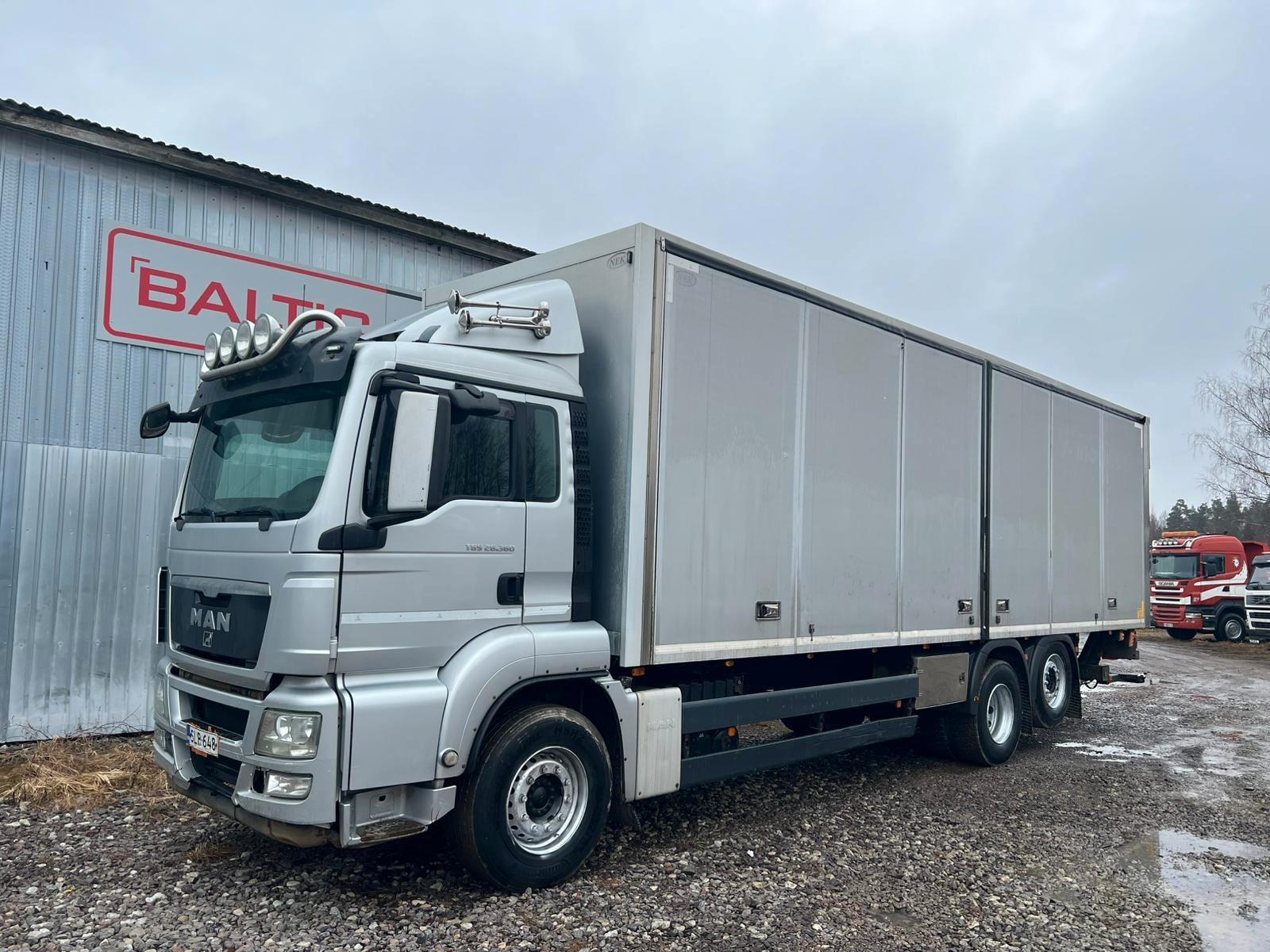 MAN TGS 26.360, SIDE DOORS + LIFT