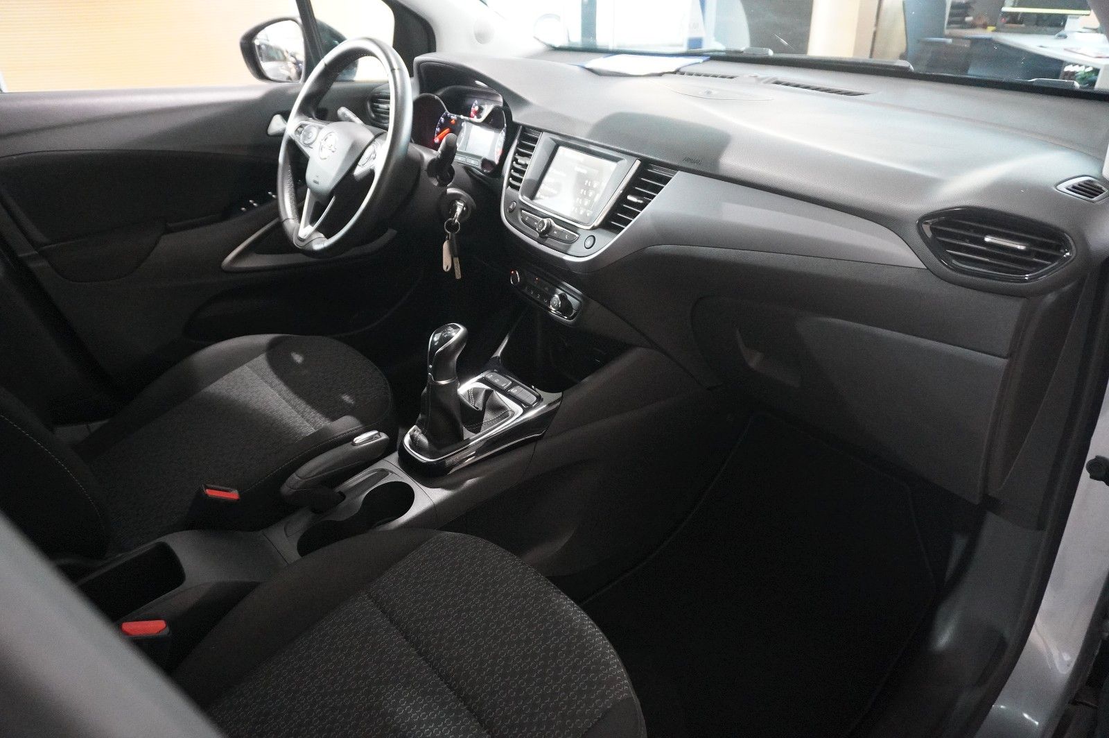 Fahrzeugabbildung Opel Crossland (X) 1.2 EDITION NAVI/LED/KAMERA/DAB+