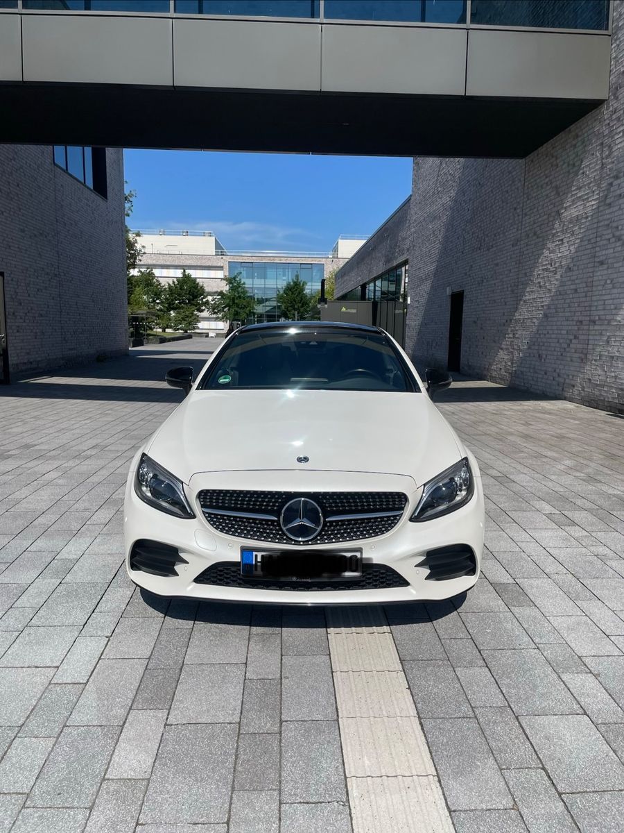 MERCEDES-BENZ C 400 4MATIC AMG Line/Burmester/Jungesterne/Pano
