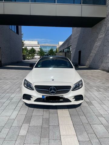 MERCEDES-BENZ C 400 4MATIC AMG Line/Burmester/Jungesterne/Pano