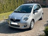 Toyota Yaris 1,3-l-VVT-i  MultiMode-Getriebe Sol - Toyota Yaris: Multimode