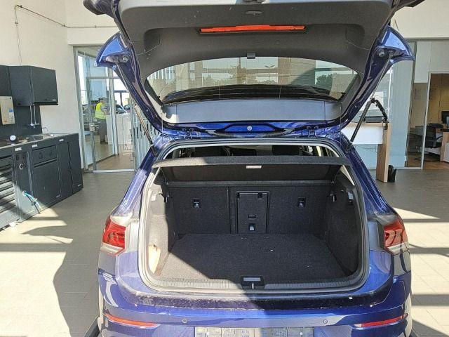 Volkswagen Golf VIII 1.5 TSI Life+Navi+RFK+LED+SHZ