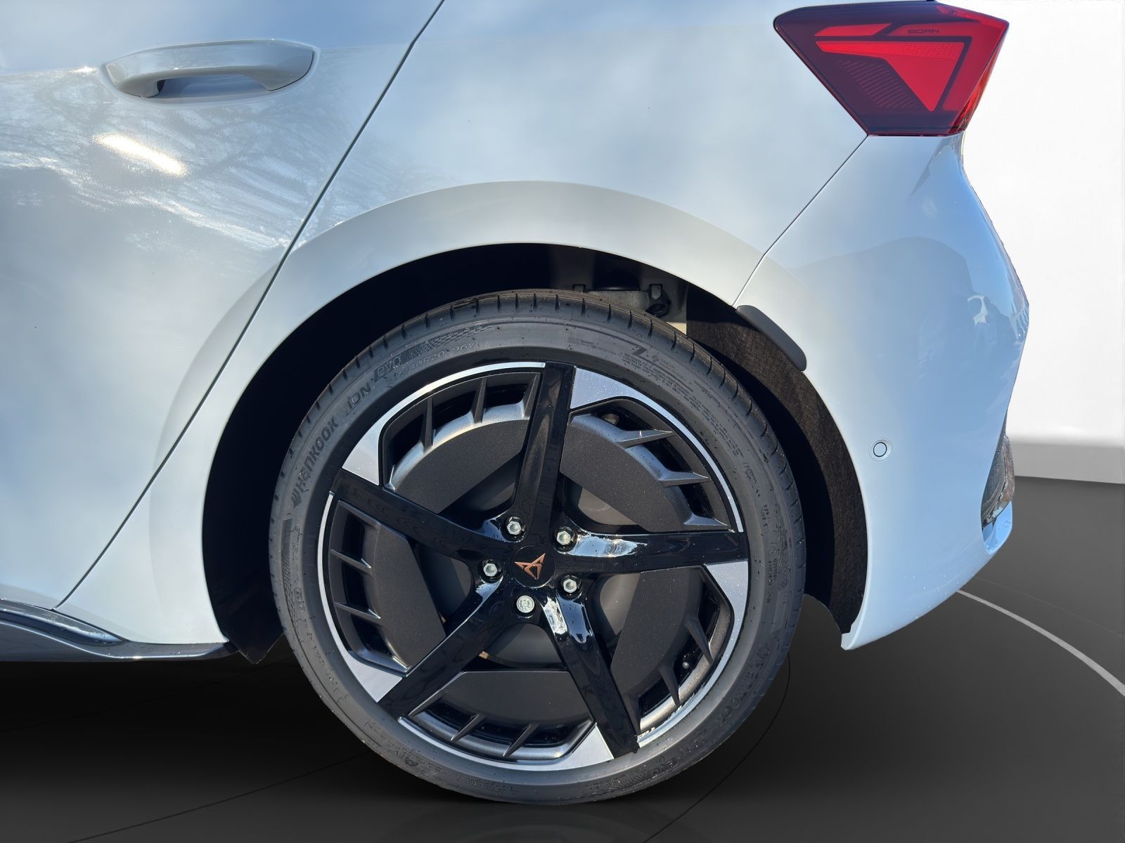 Cupra Born - Bild 12